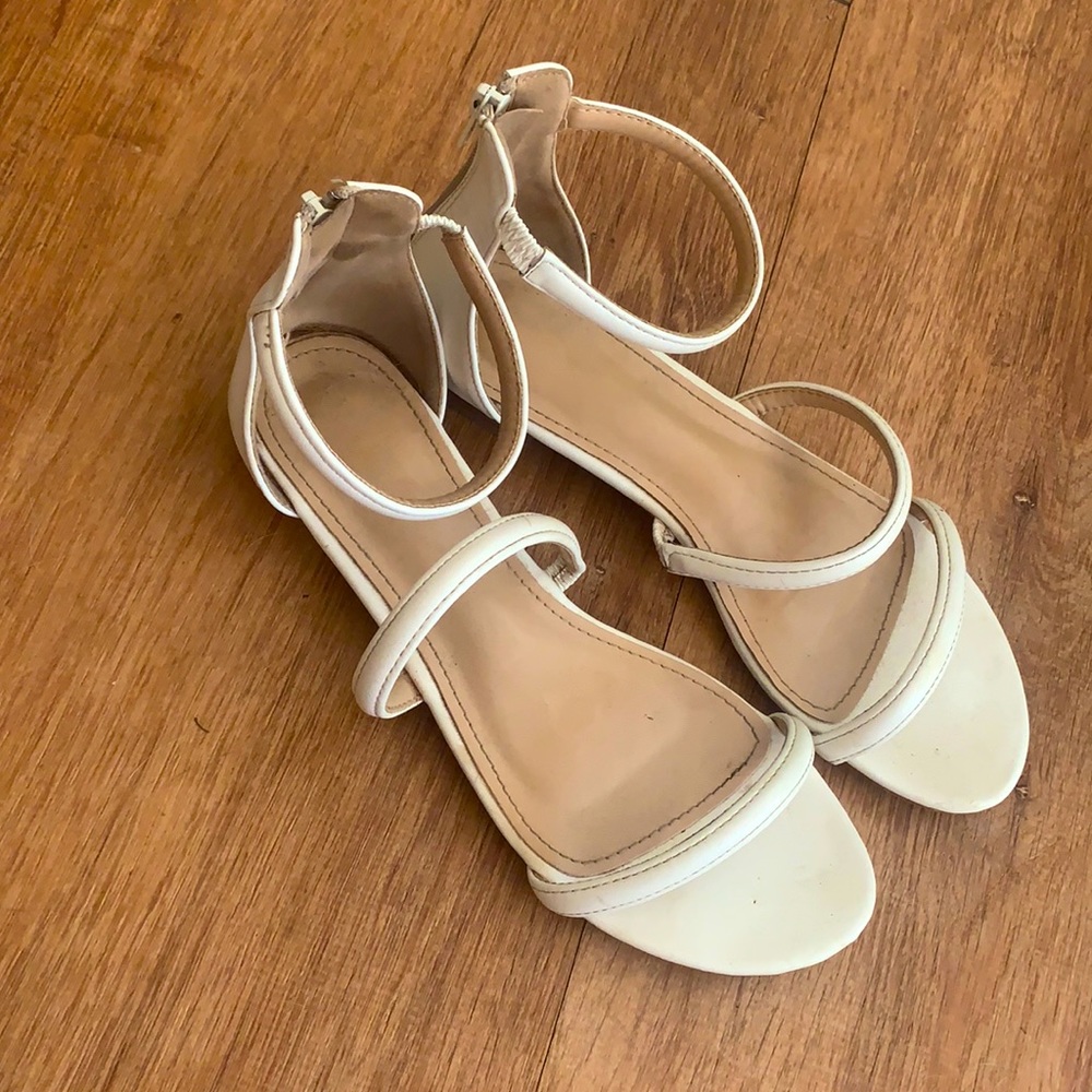 Lulus white flats